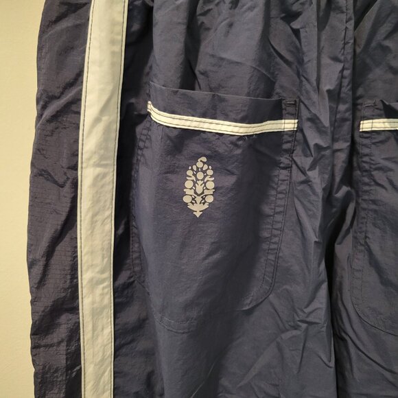 NWT! - Navy and White Joggers - Free People Movement - Size: XS - Picture 7 of 7